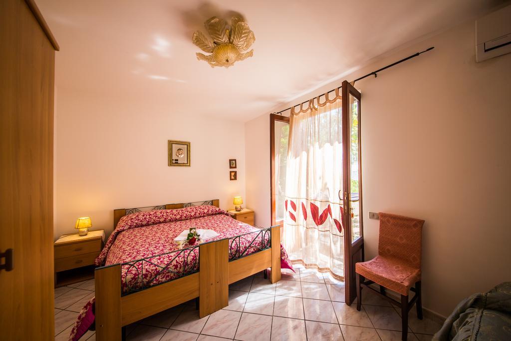 Casa Papiro Bed & Breakfast Lipari  Eksteriør bilde